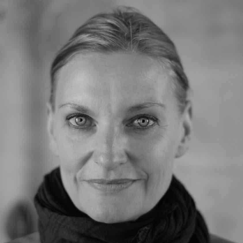 Arta Adler, Schauspielerin/Ärztin